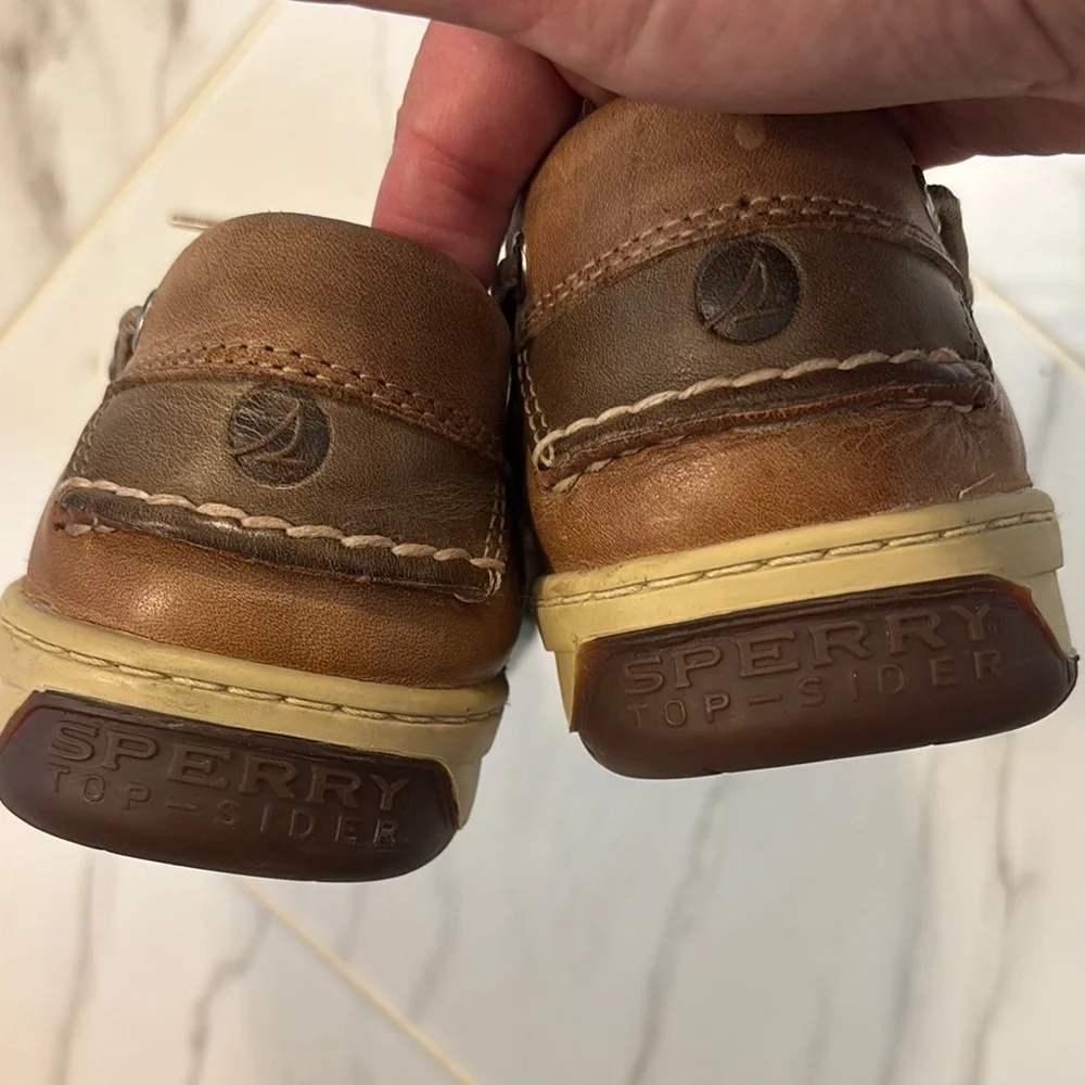 Sperry Brown Leather Boat Shoes with Moccasin Construction - Picture 5 of 7